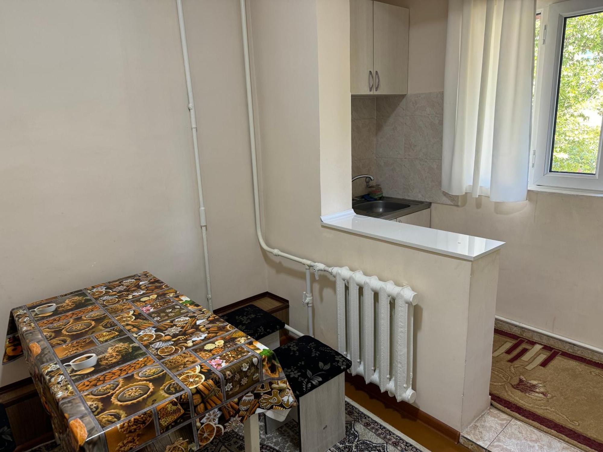 Yunusabad 7 Американский Посольство Tasken Kültér fotó